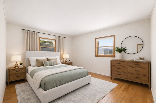 Building Photo - 231 Schilling St