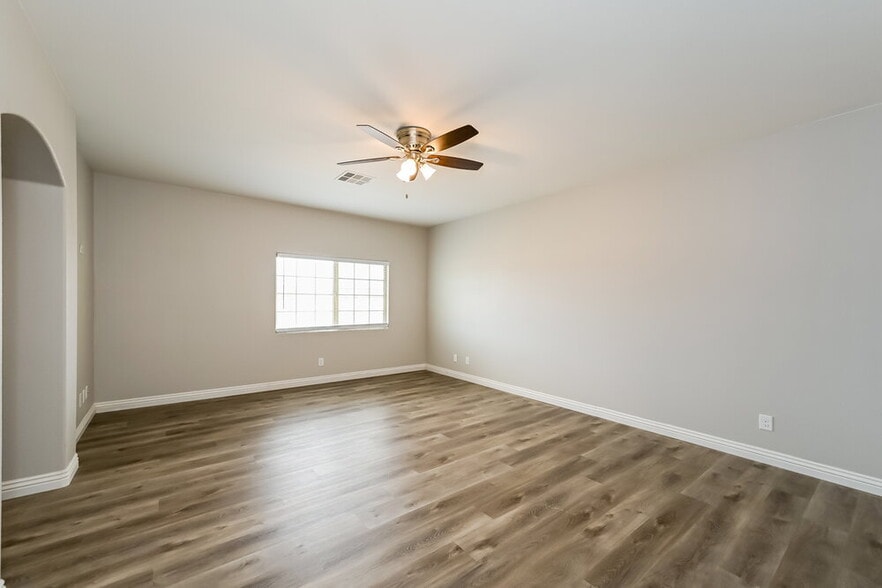 Building Photo - 9655 Vega Carpio Ave