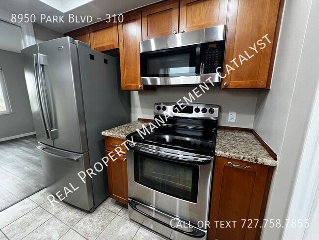 Building Photo - 8950 Park Blvd