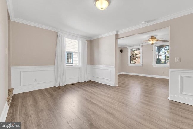 Building Photo - 19 Pleasant St