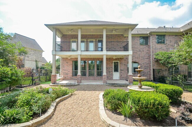 Building Photo - 42 N Knights Crossing Dr