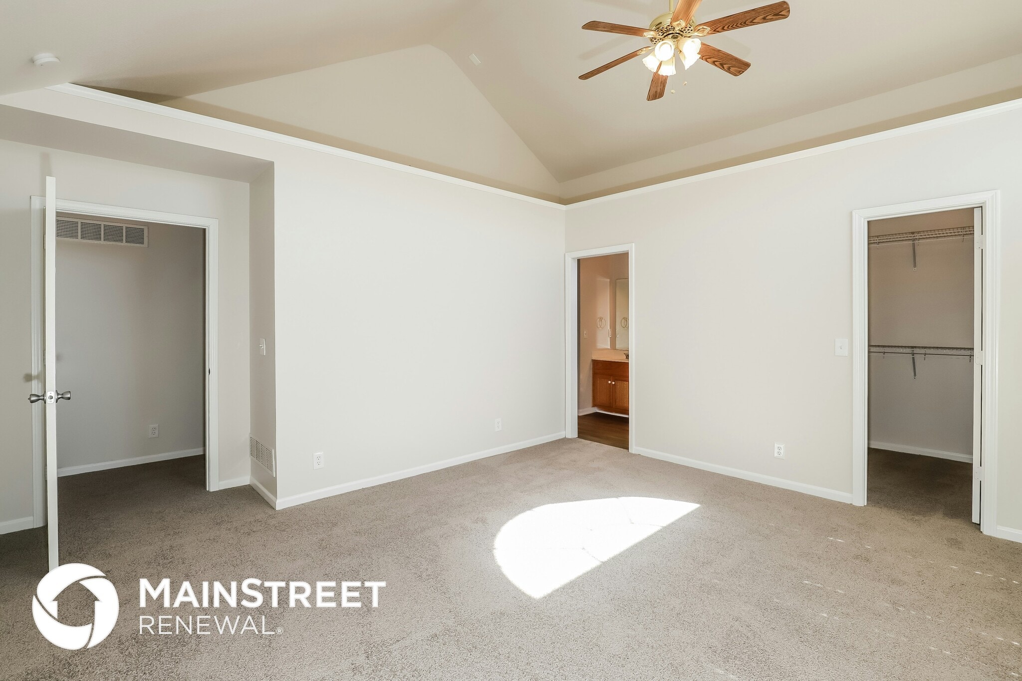 Building Photo - 2304 Sumter Ct
