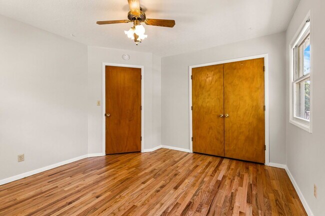Building Photo - 2746 SE 31st Ave