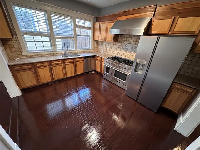 Building Photo - 5614 Columbia Ave