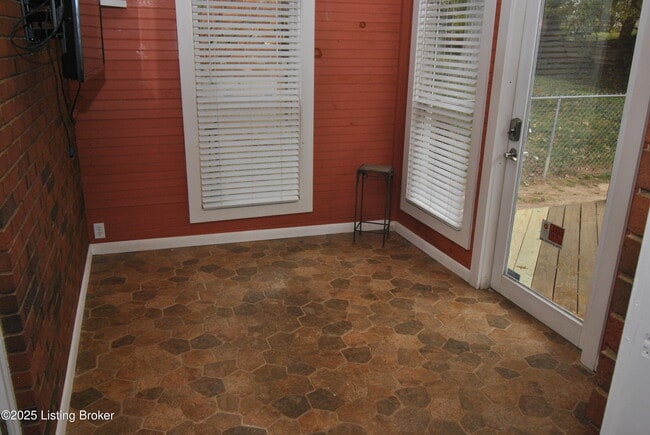 Building Photo - 12011 Brookmoor Dr