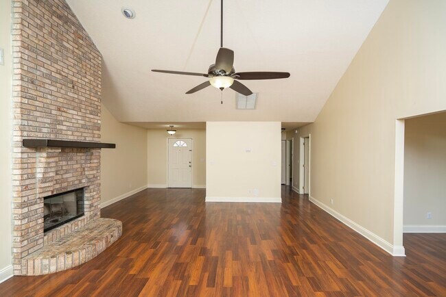 Building Photo - 2116 Wood Stork Ave