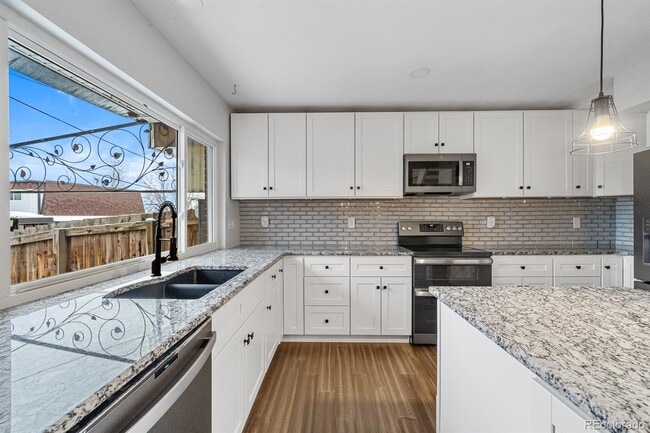 Building Photo - 638 S Youngfield Ct