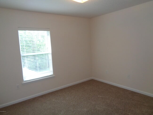 Building Photo - 682 Candlebark Dr
