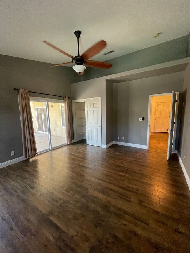 Building Photo - Luxury 3 Bed / 2 Bath Home with Pool and Solar Panels – Available 4/1/2026