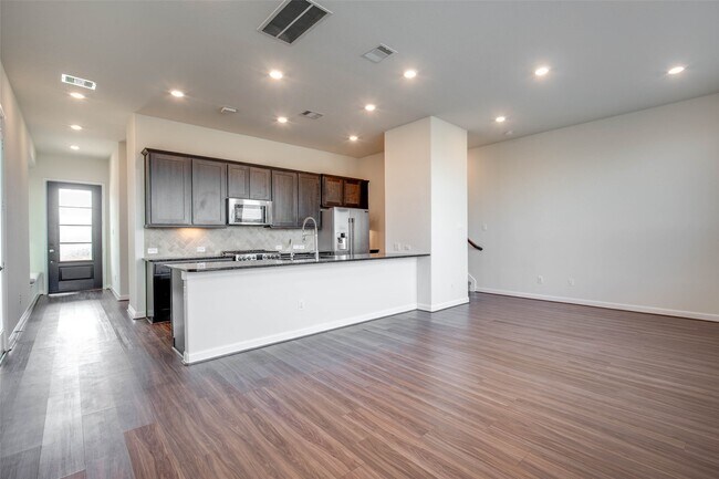 Building Photo - 22746 Sutherland Bend Ln