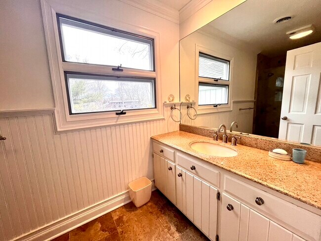 Upstairs bathroom - 56 Red Coat Rd
