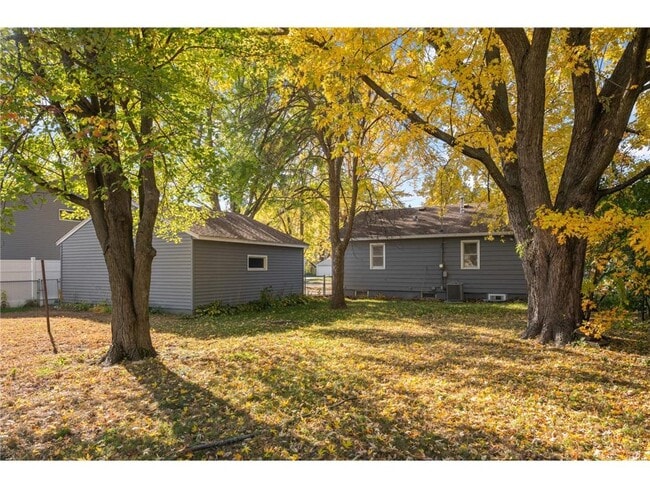 Building Photo - 6724 Scott Ave N