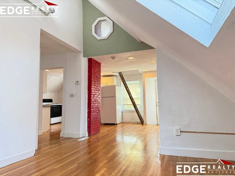 Building Photo - 20 South St