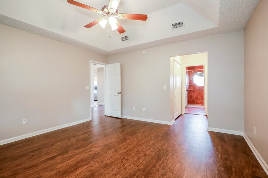 Building Photo - 2703 Ian Ct