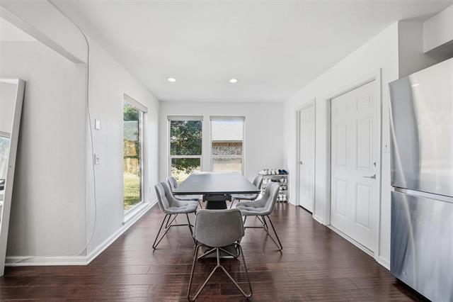 Building Photo - 3313 Overland Dr