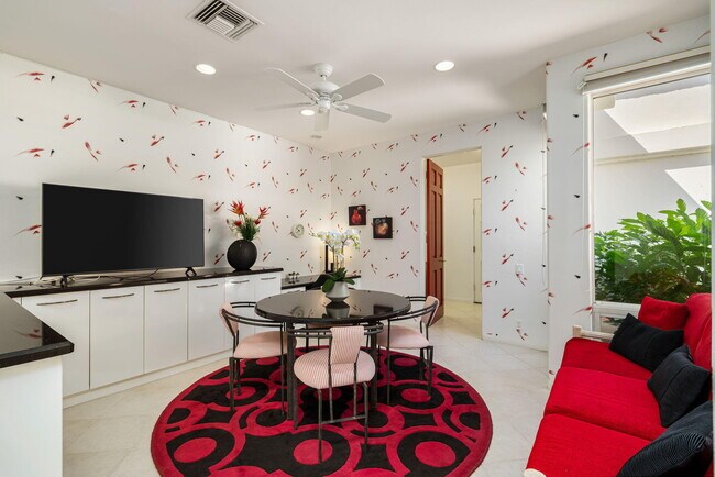 Building Photo - 75395 Riviera Dr