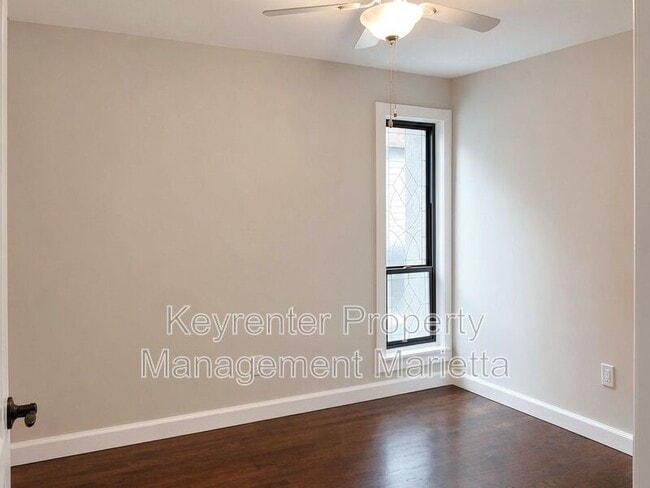 Building Photo - 510 E Ponce de Leon Ave