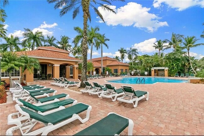 Building Photo - 1230 Wildwood Lakes Blvd