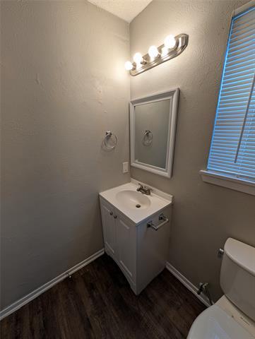 Building Photo - 713 Heathcliff Dr