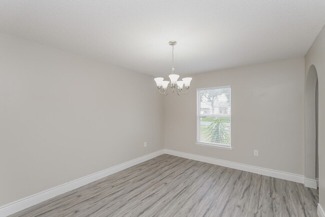 Building Photo - 12726 Kings Lake Dr