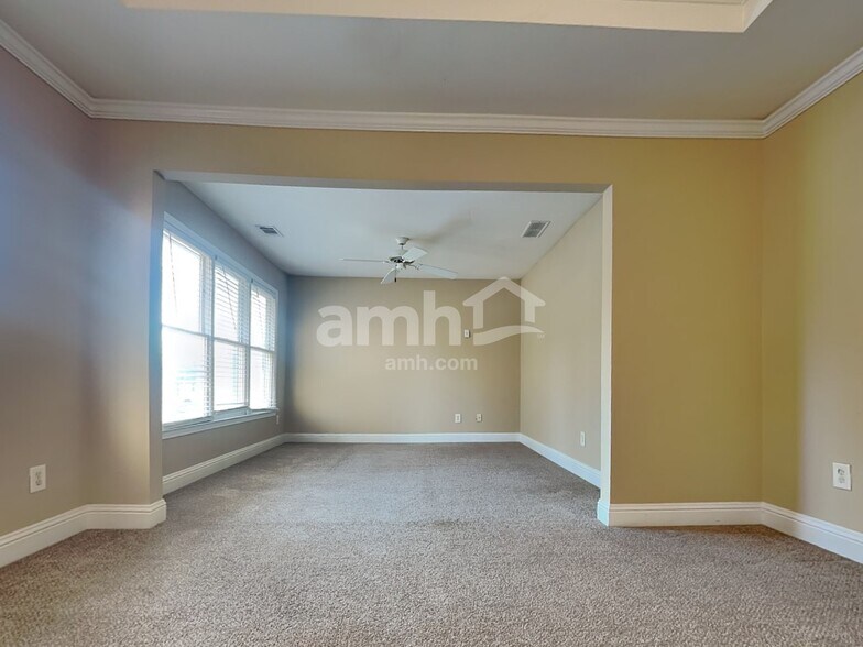 Building Photo - 1238 Wood Iris Ln