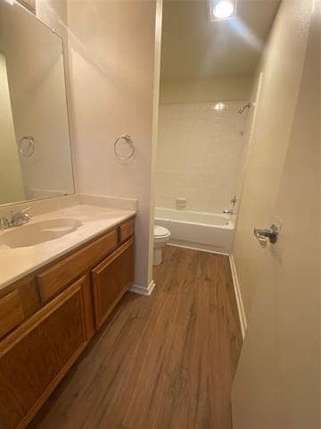 Building Photo - 1227 Reeves Ln