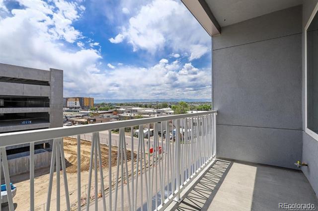 Building Photo - 1898 S Bannock St