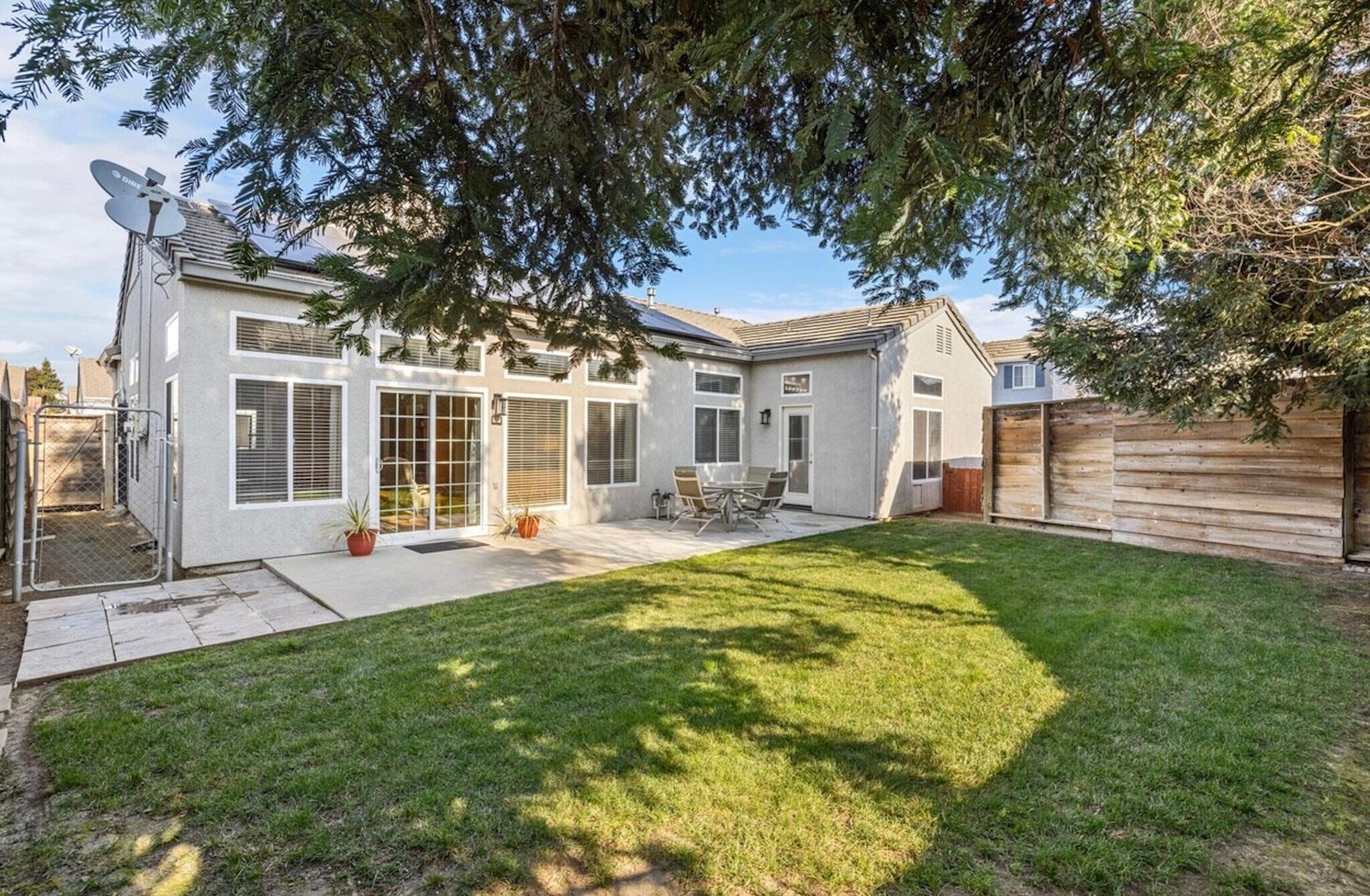Building Photo - 3220 Humberton Pl