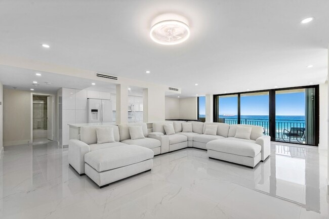 Building Photo - 5460 N Ocean Dr