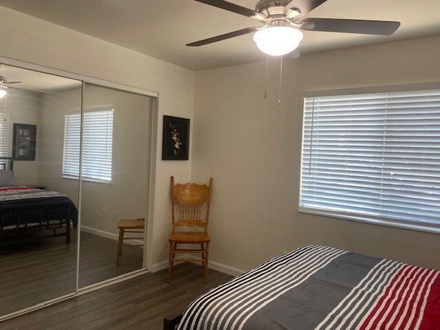 first bedroom - 6044 E Highway 20