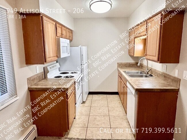 Building Photo - 949 Allison St