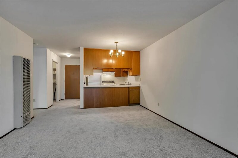 Building Photo - 106 Vista Prieta Ct