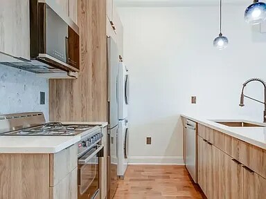 Building Photo - 2841 W Diamond St