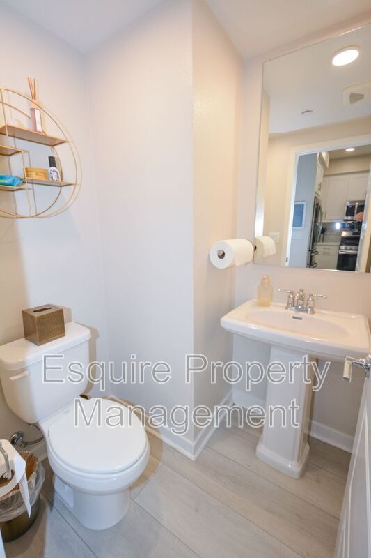 Building Photo - 649 Winchester Dr