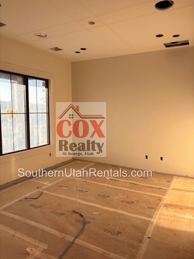Building Photo - Gorgeous Washington Fields Home with 6 bed...