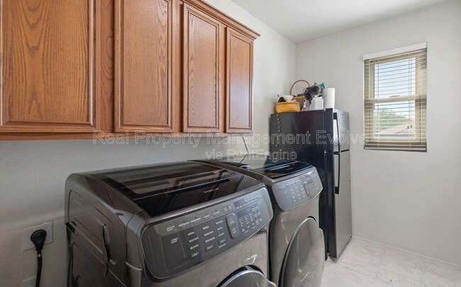 Building Photo - 3331 W Hemingway Ln