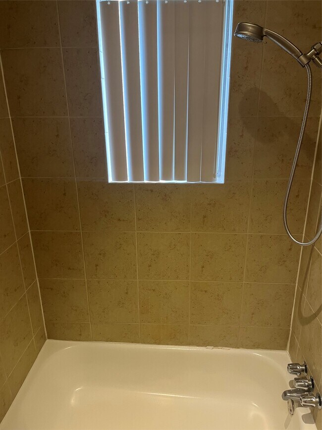 Building Photo - 4010 Feagan St