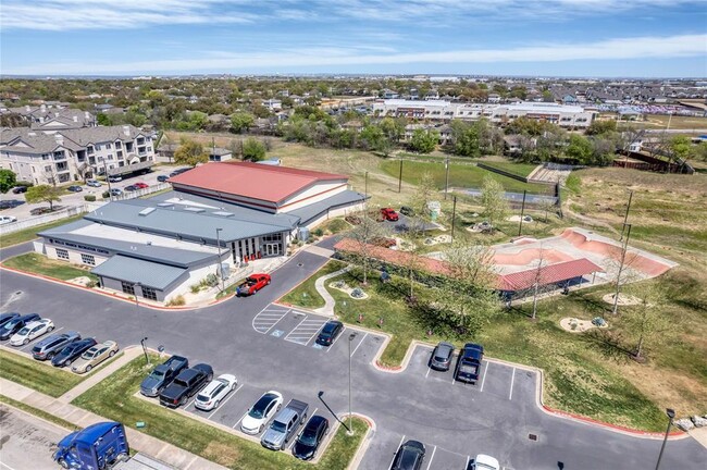 Building Photo - 14710 Montoro Dr