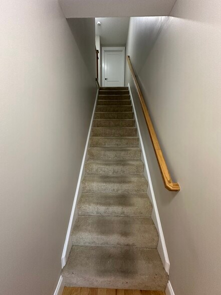 Building Photo - 127 Marblehead St