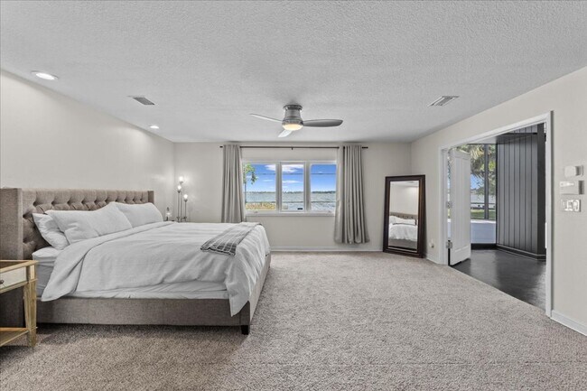 Building Photo - 3824 Gaines Dr