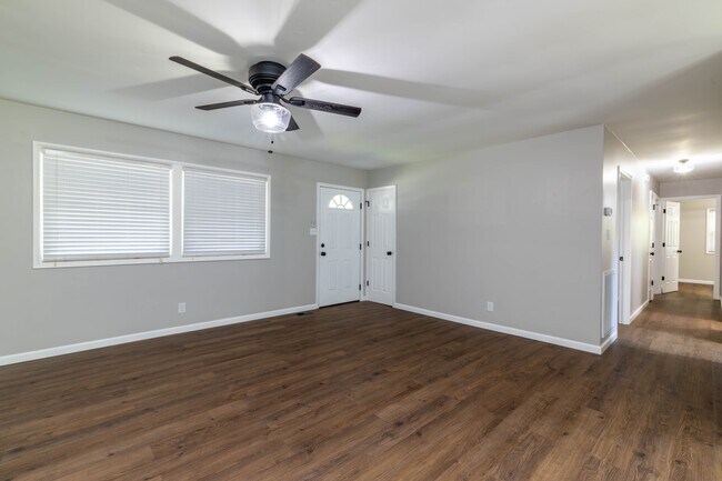 Building Photo - 4821 Gettysburg Rd