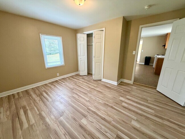 Building Photo - 1414 Daresa Ln