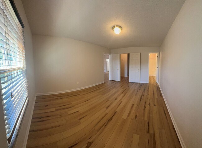 Building Photo - 104 St Kitts Ct