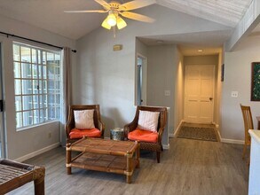 Building Photo - Fully Furnished Two Bedroom / Two Bath Wai...