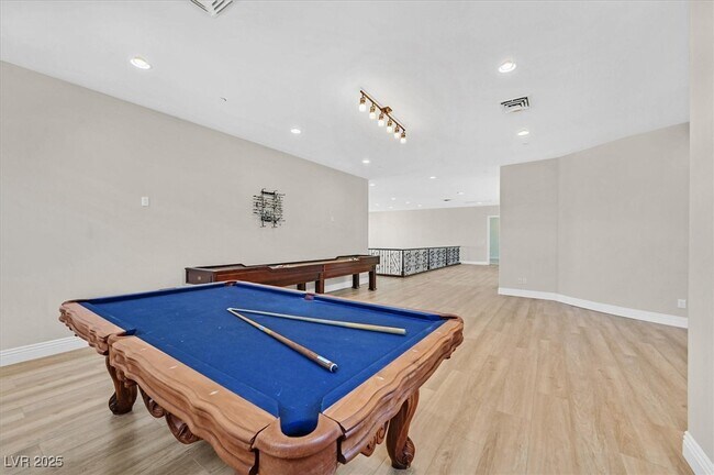 Building Photo - 5790 Aspen Falls Cir