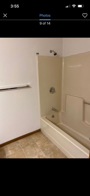 Building Photo - Woodside