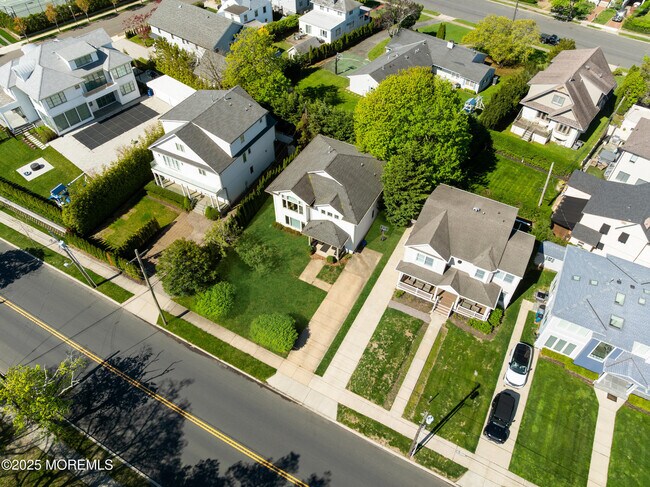Building Photo - 230 Norwood Ave