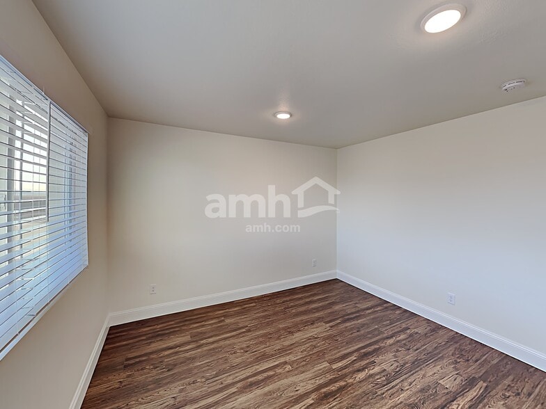 Building Photo - 2682 W 3400 S