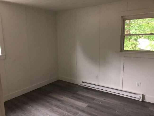 Building Photo - 1729-1731 Old Lynwood Circle