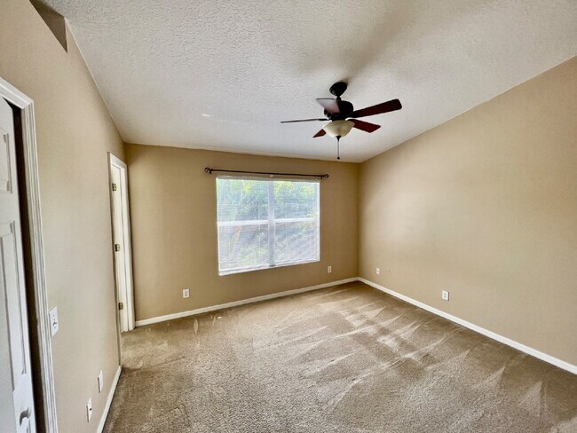 Building Photo - 1245 Beckenham Way